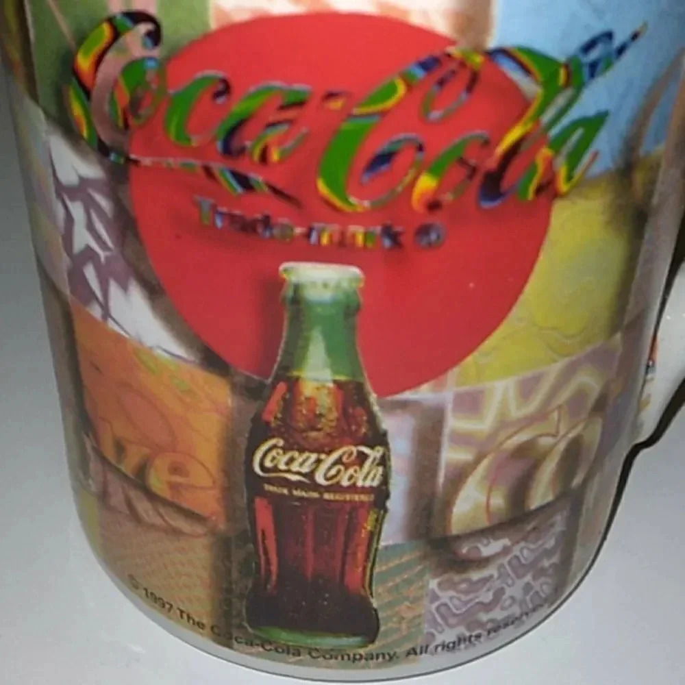 Coca-Cola Vintage Mug - Picture 2 of 5